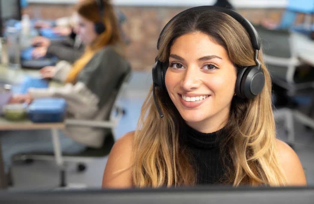 Claudia Cropped Headset